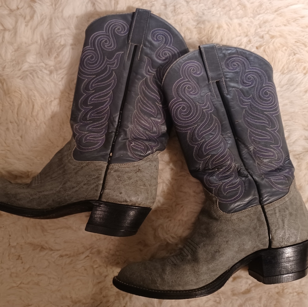 Mens great specialty leather cowboy boots. Size 8D. - Picture 3 of 7